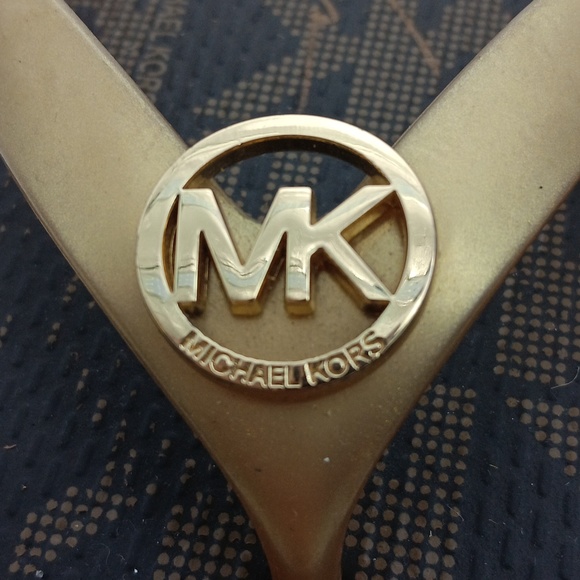 MICHAEL KORS SANDALS - Picture 3 of 6